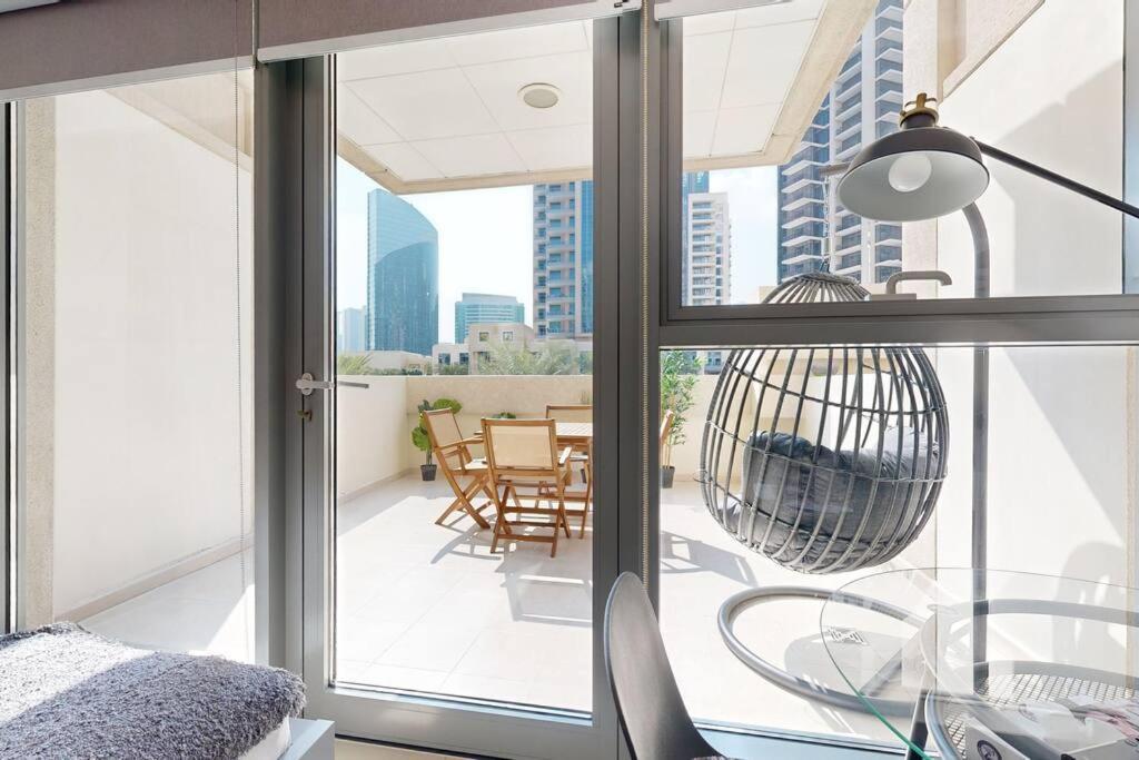 Studio In Best Part Of Downtown With Amazing Pool Dubái Exterior foto