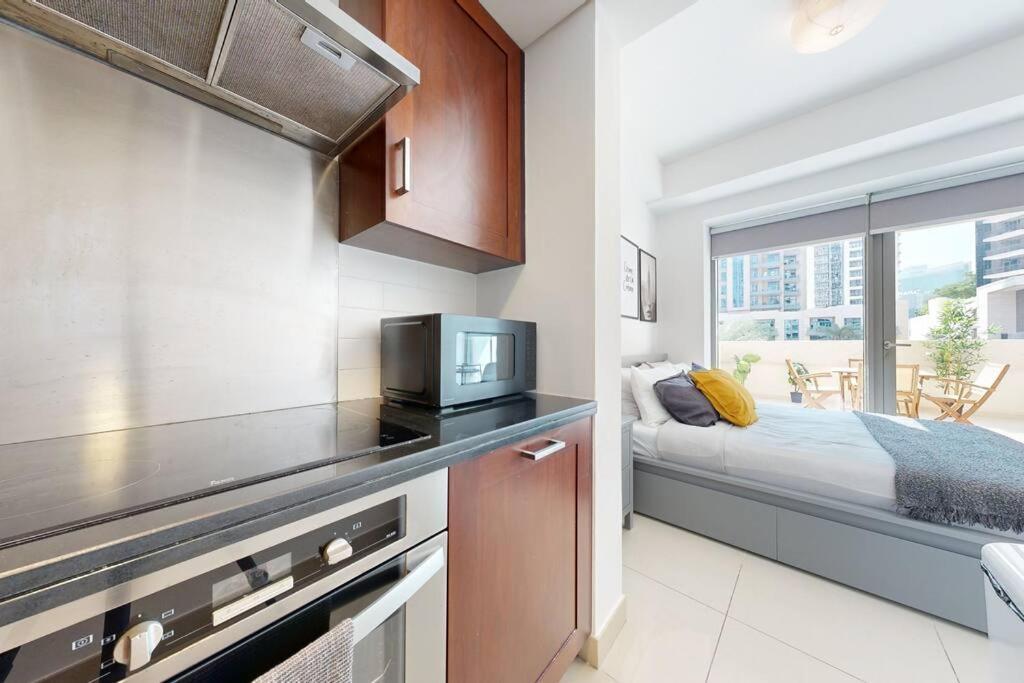 Studio In Best Part Of Downtown With Amazing Pool Dubái Exterior foto